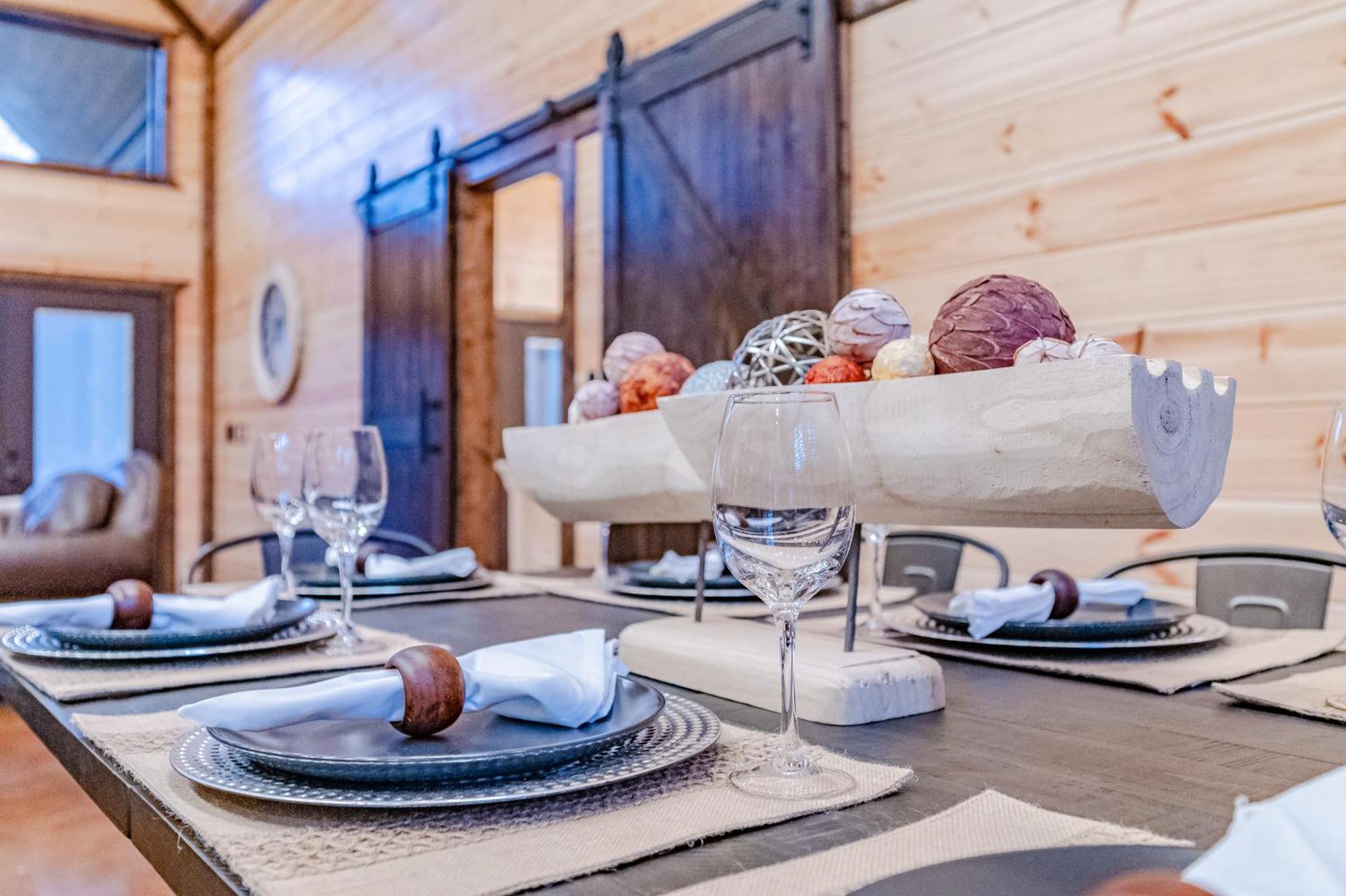 The Luxurious Blue Sky Lodge Is Epic! Брокен-Боу Экстерьер фото