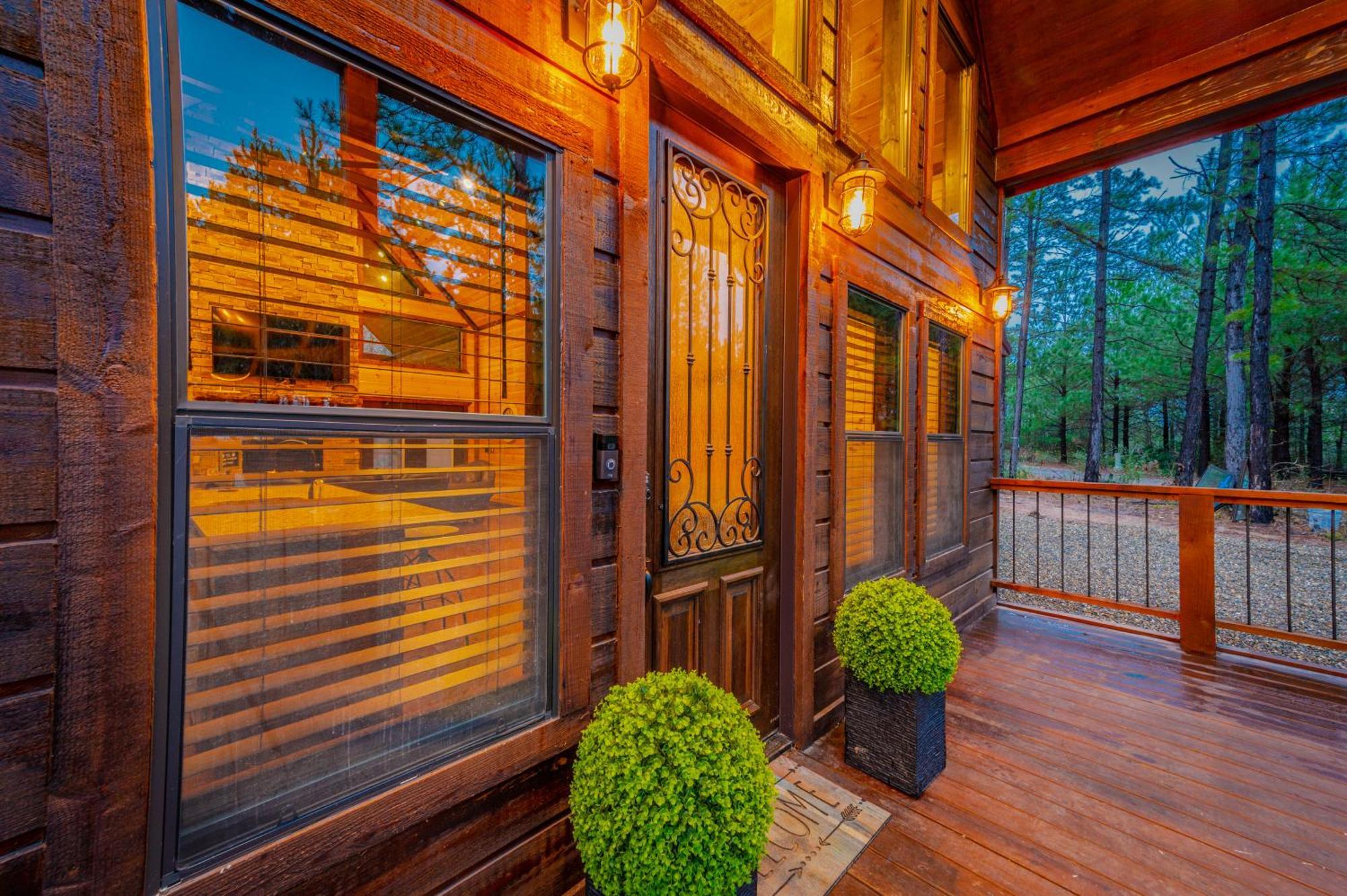 The Luxurious Blue Sky Lodge Is Epic! Брокен-Боу Экстерьер фото